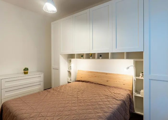 Ginestra By Interhome 阿拉西奥